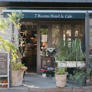 Hotel 7 & Cafe